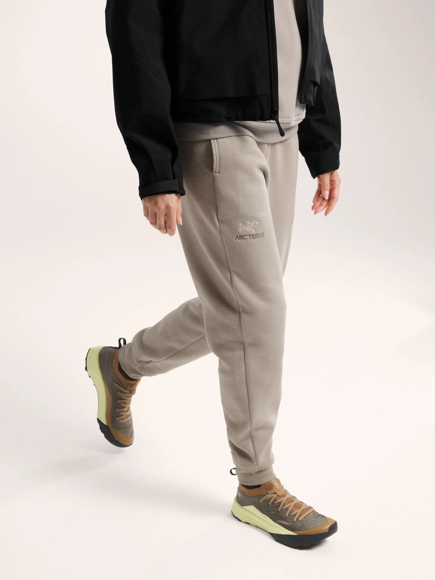 Emblem Fleece Jogger Women's - Image 2
