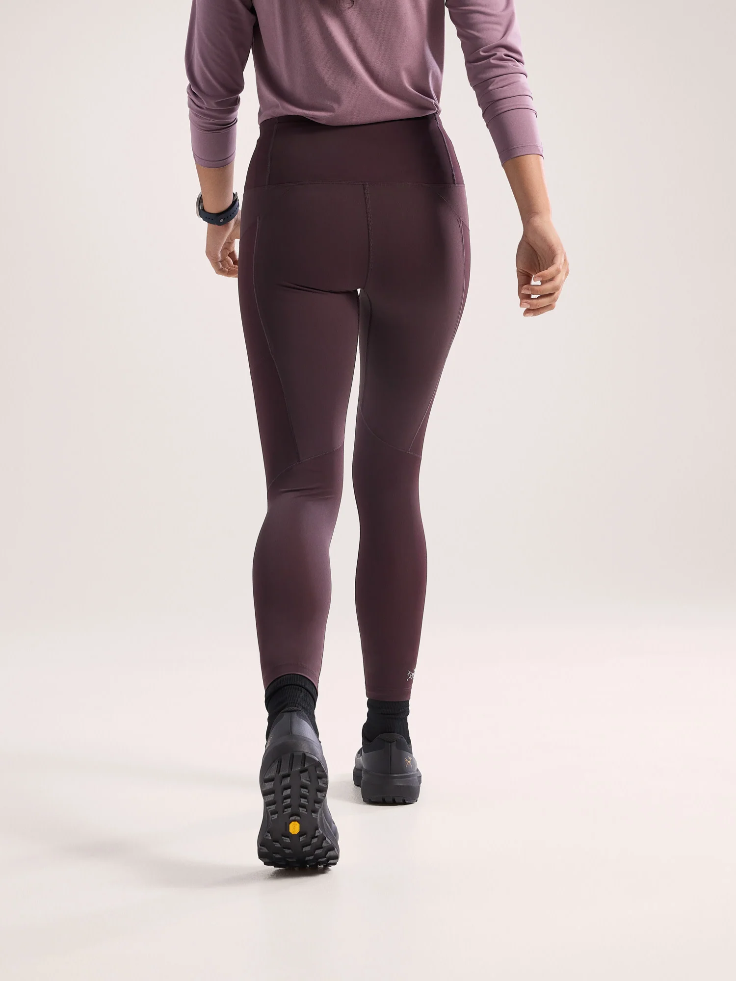 Essent High-Rise Utility Legging 26" Women's - Image 4