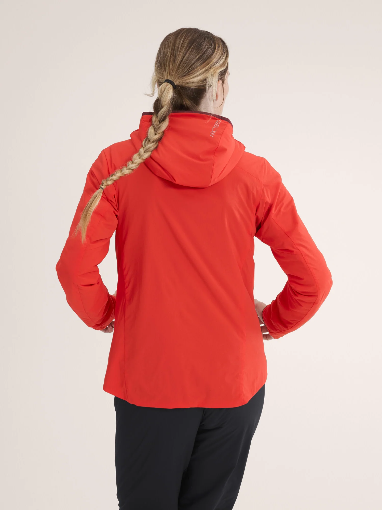 Norvan Insulated Hoody Women's - Image 3