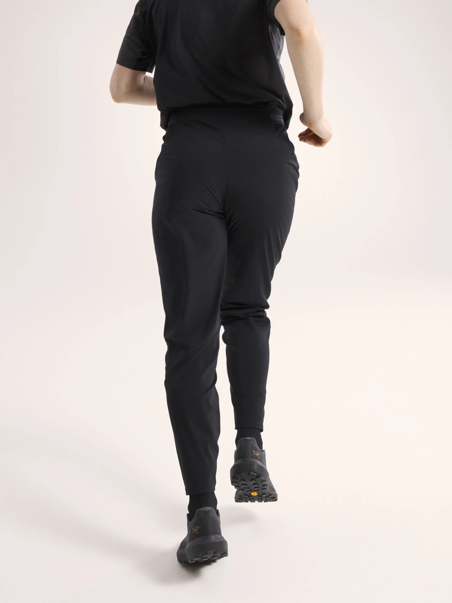 Norvan Insulated Pant Women's - Image 4